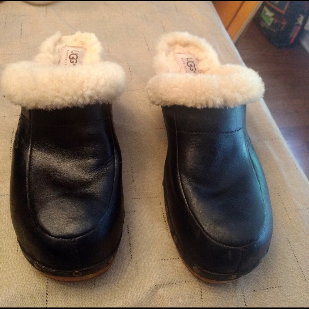 Authentic UGG Kalie womens  mule style slide shoes